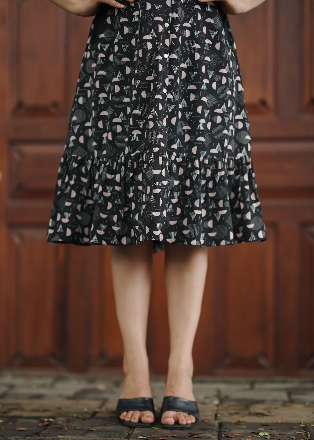 Ebony Confetti